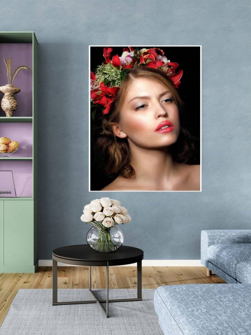 Poster beauty - Model cu coronita