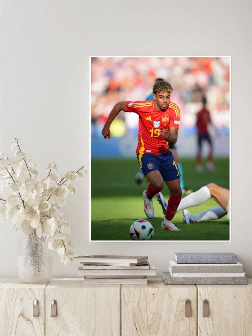 Poster sportiv - Lamine Yamal - foto poster decorativ pentru perete
