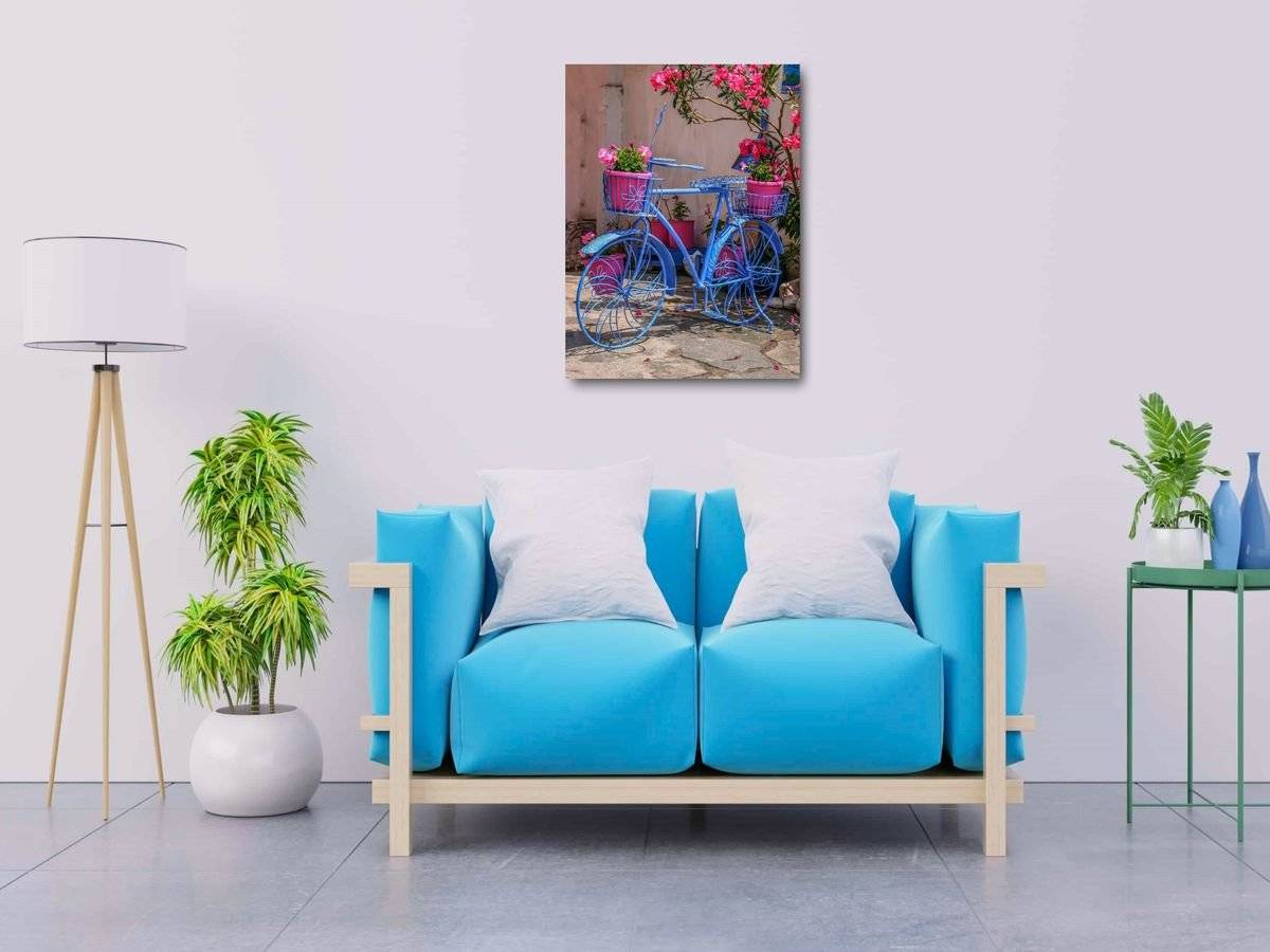 Tablou canvas - Bicicleta albastra si flori