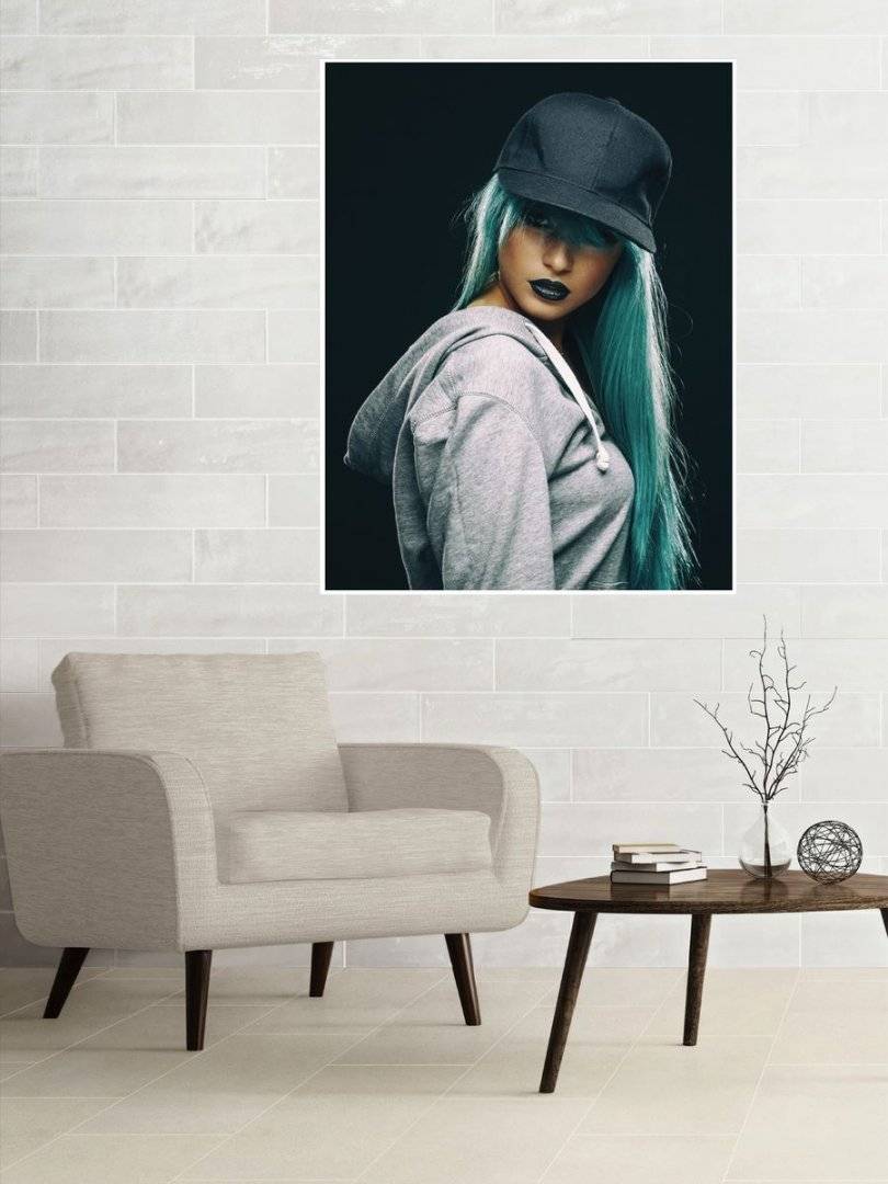 Poster beauty-Tinuta sport si par vopsit 